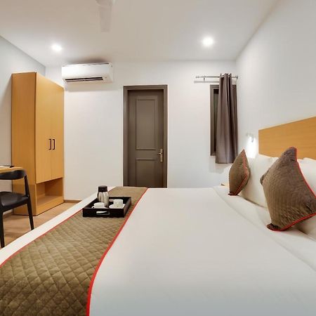Oyo Townhouse 019 Anand Vihar Hotel Ню Делхи Екстериор снимка