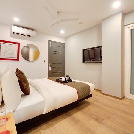 Oyo Townhouse 019 Anand Vihar Hotel Ню Делхи Екстериор снимка