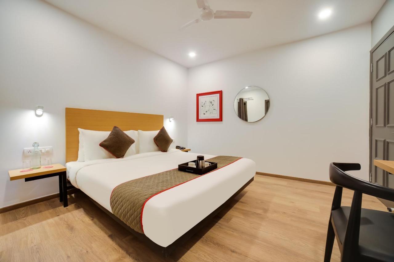 Oyo Townhouse 019 Anand Vihar Hotel Ню Делхи Екстериор снимка