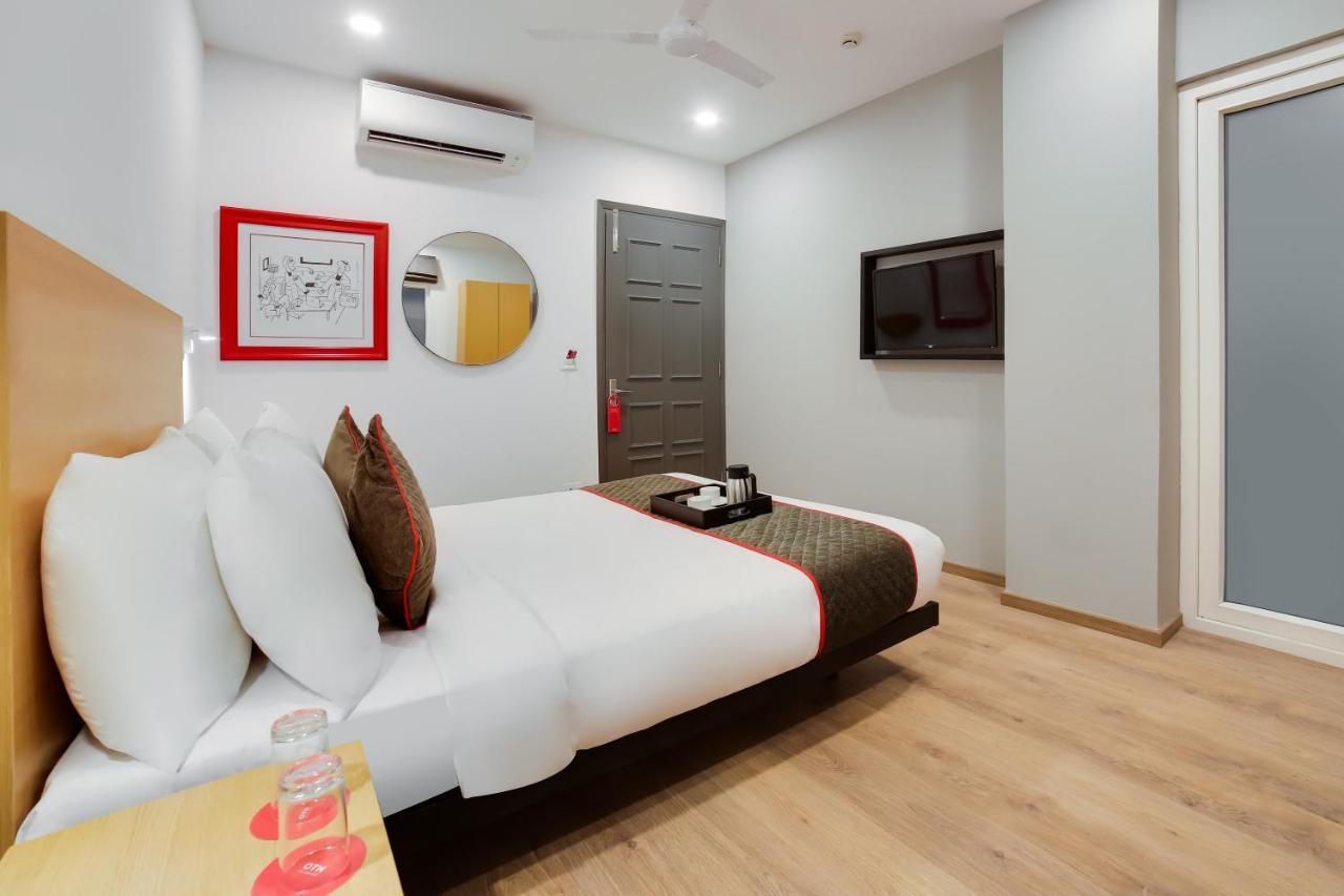 Oyo Townhouse 019 Anand Vihar Hotel Ню Делхи Екстериор снимка