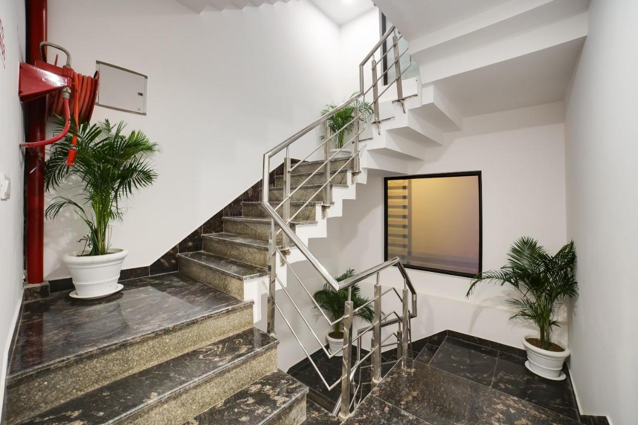Oyo Townhouse 019 Anand Vihar Hotel Ню Делхи Екстериор снимка