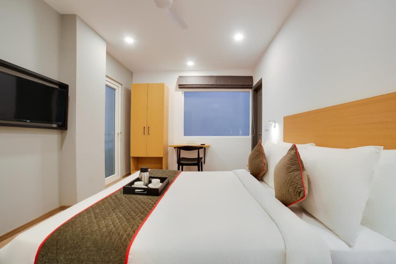 Oyo Townhouse 019 Anand Vihar Hotel Ню Делхи Екстериор снимка