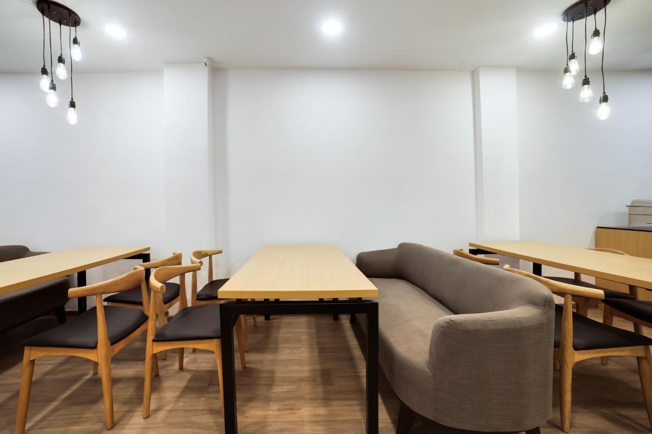 Oyo Townhouse 019 Anand Vihar Hotel Ню Делхи Екстериор снимка