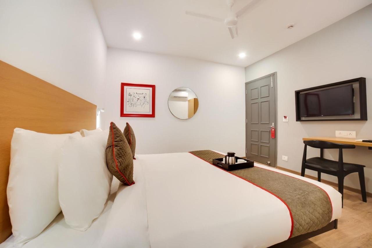 Oyo Townhouse 019 Anand Vihar Hotel Ню Делхи Екстериор снимка