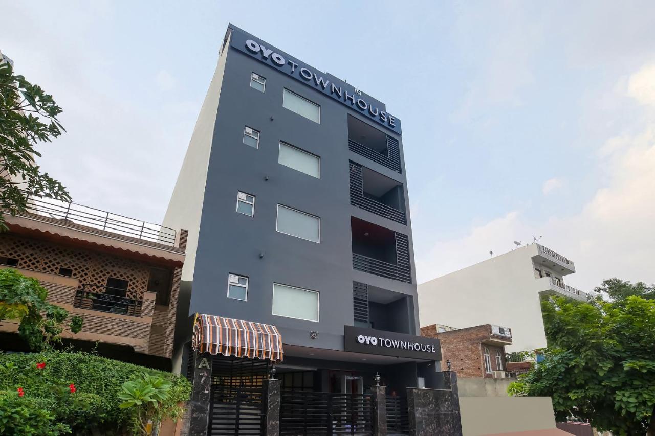 Oyo Townhouse 019 Anand Vihar Hotel Ню Делхи Екстериор снимка