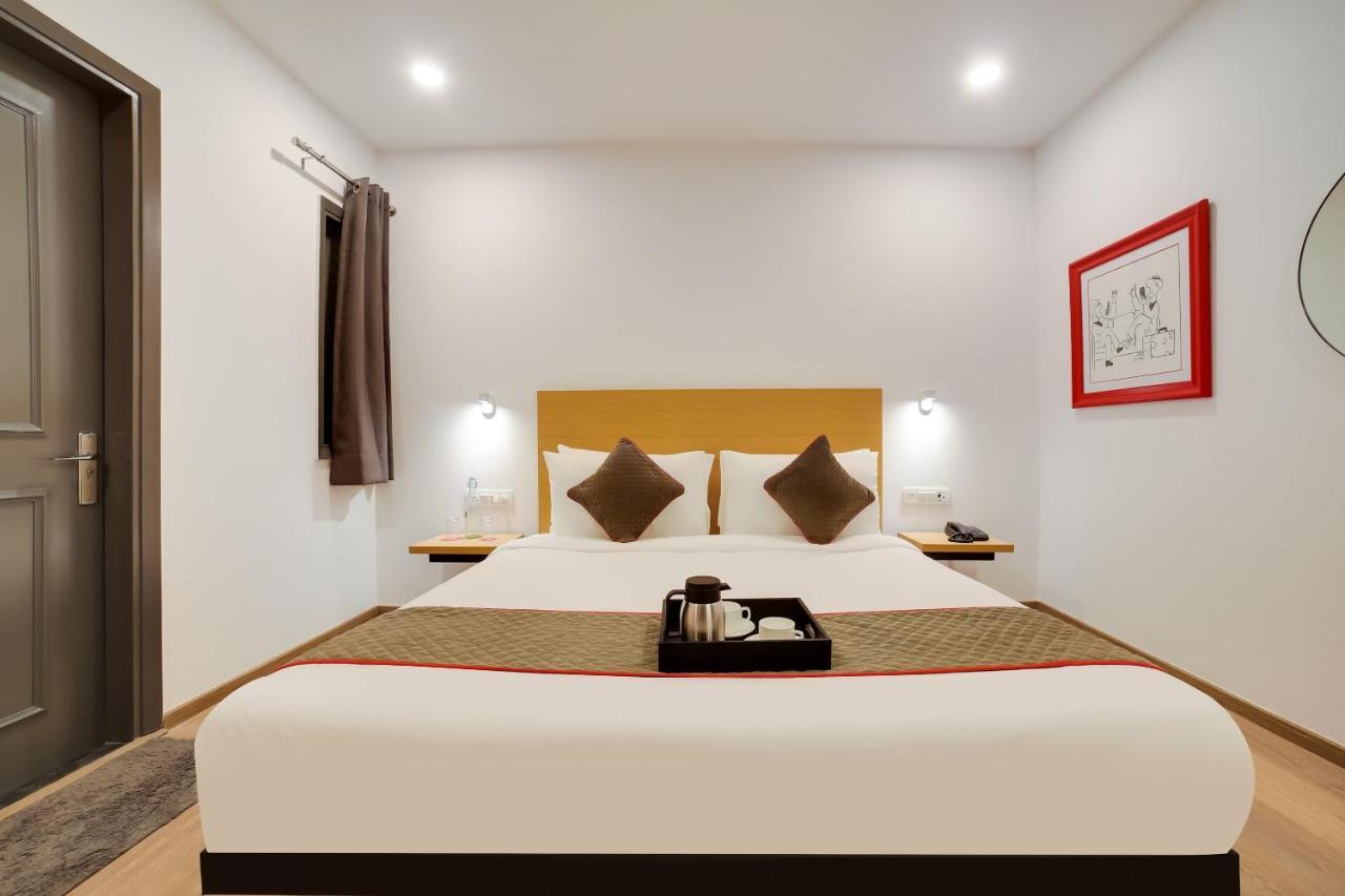 Oyo Townhouse 019 Anand Vihar Hotel Ню Делхи Екстериор снимка